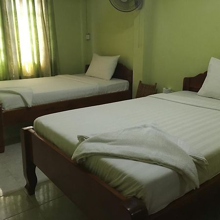 Pratna Guesthouse Phnom Penh Bagian luar foto