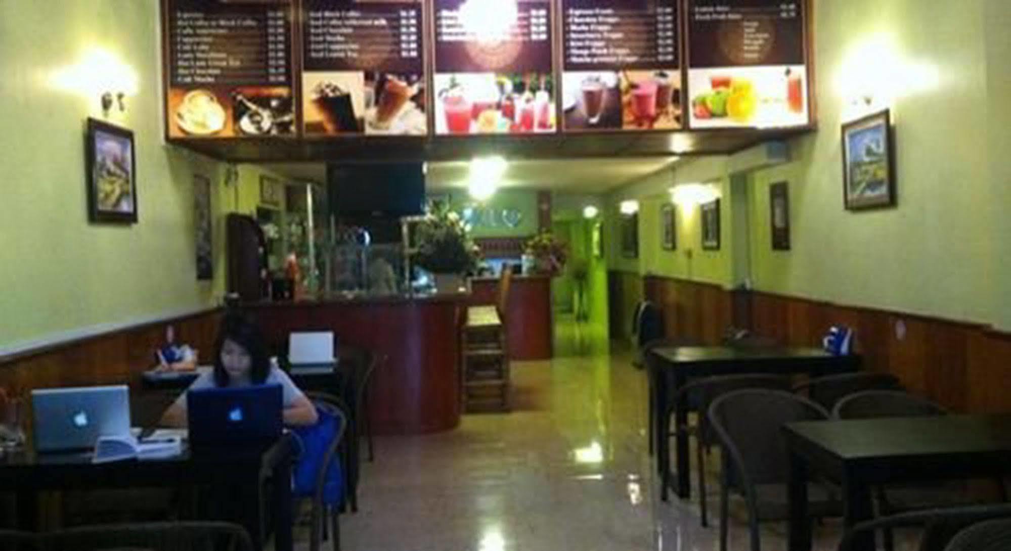 Pratna Guesthouse Phnom Penh Bagian luar foto