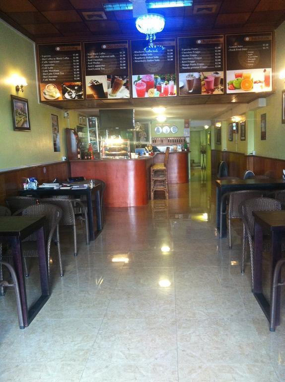 Pratna Guesthouse Phnom Penh Bagian luar foto